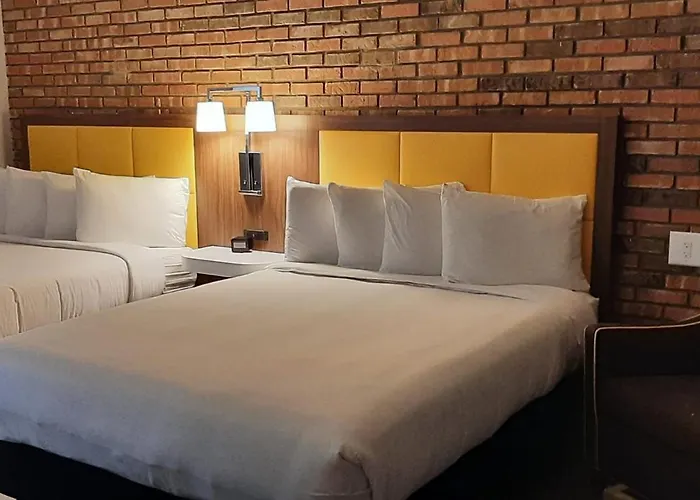 Penn Lodge Hotel & Suites Philadelphia - Bensalem